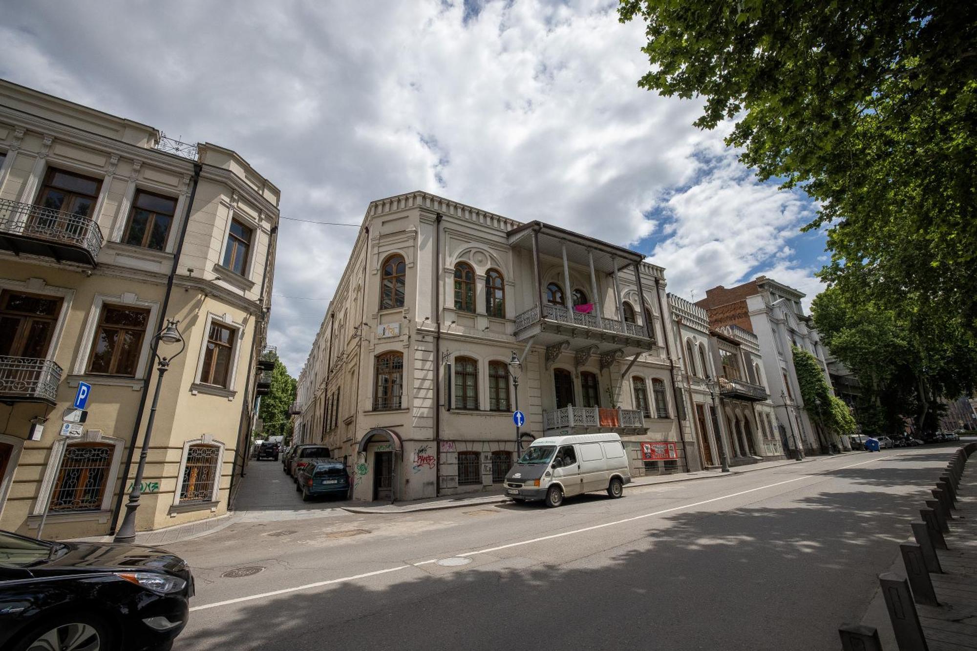 Dream House Appartement Tbilisi Buitenkant foto